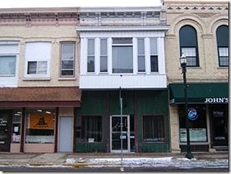 2nd image of 564 N Pine St