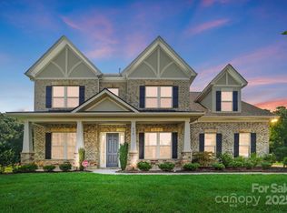 512 Chicory Cir, Matthews, NC 28104