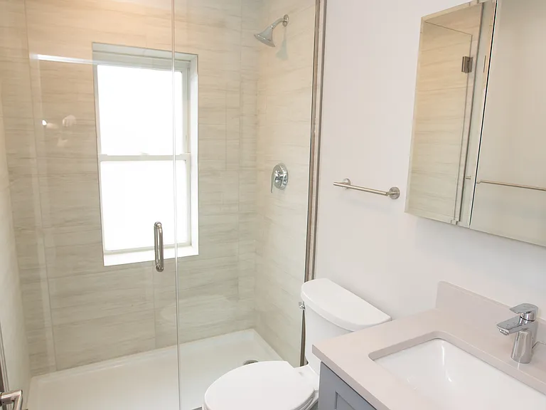 3355 N Whipple St #2S — Photo 5