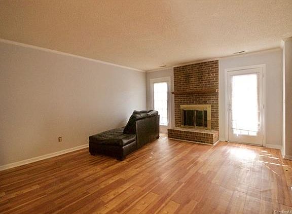 3rd image of 5118 Fair Wind Ln