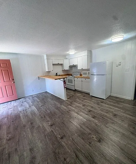 3014 Forestdale Ave #7 — Photo 2