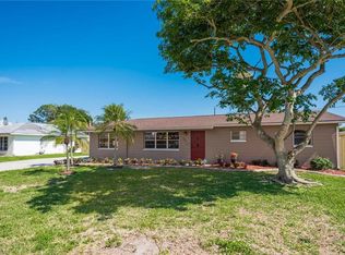 658 103rd Ave N, Naples, FL 34108