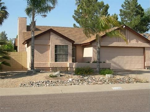 1st image of 3826 E Everett Dr