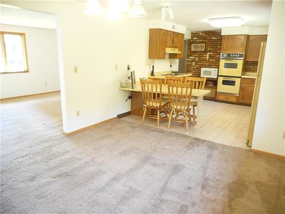 Dining Room: Serve up tasty meals in this delightful space whether serving two or ten.