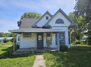 203 E Pennington Avenue, Ava, MO 65608