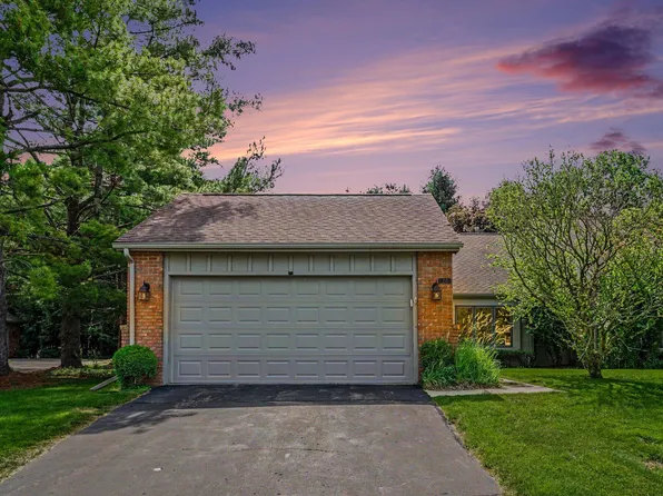 213 Raintree Cir #55, Kalamazoo, MI 49006