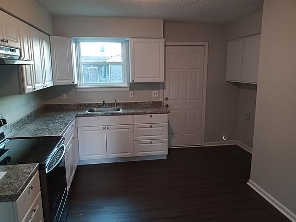 5th image of 3517 Moorewood Dr