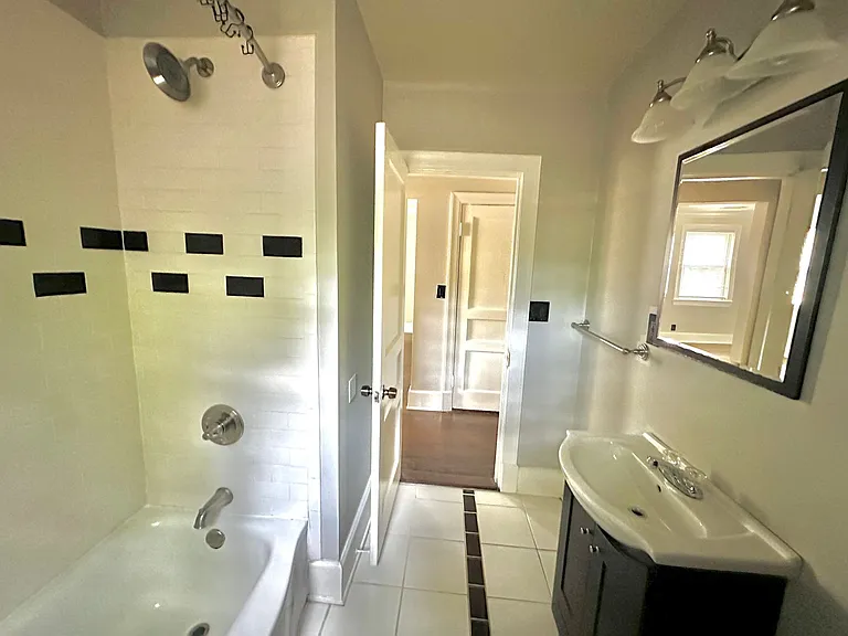 1310 Jones Ave — Photo 8