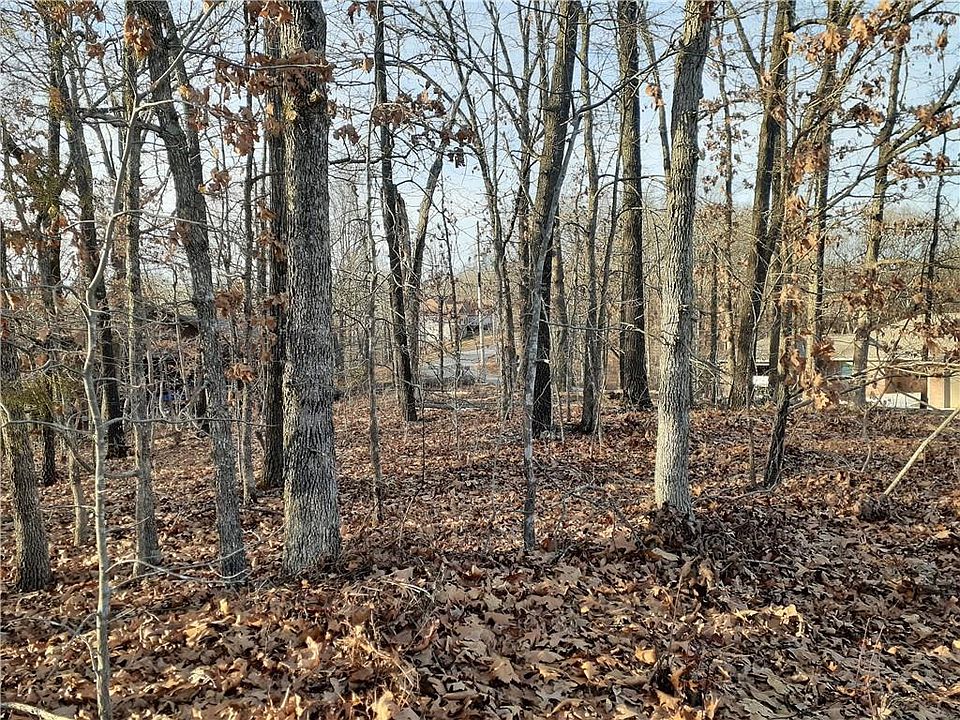 1st image of Thorne Ln