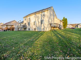2103 Kinnrow Ave NW, Grand Rapids, MI