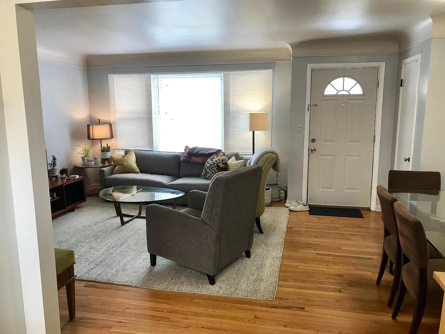 3 bed, 1600 sqft, $950 — Photo 3