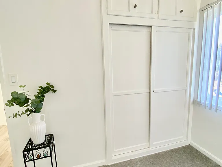 918 E Imperial Ave #4 — Photo 17