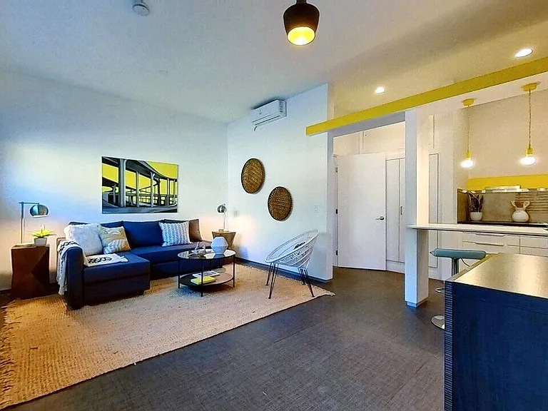 2717 Lytelle Pl — Photo 1