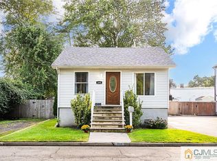209 Bray Ave, Middletown, NJ 07748