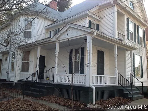 719 W Douglas Ave photo 1