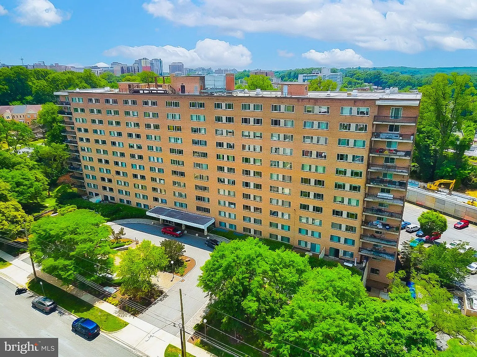 1 bed, 814 sqft, $1,499 — Photo 2