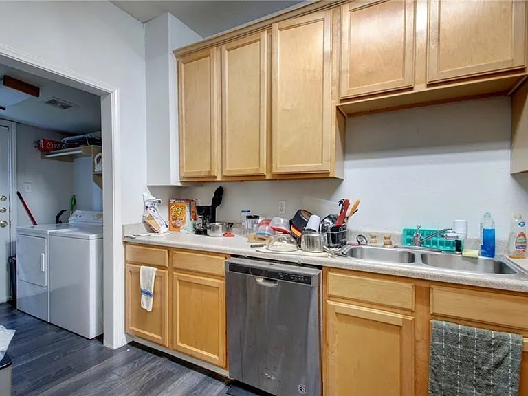 509 Elmwood Pl #A — Photo 12
