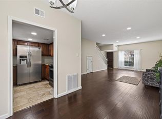 1805 Stoney Brook Dr APT 103, Houston, TX 77063