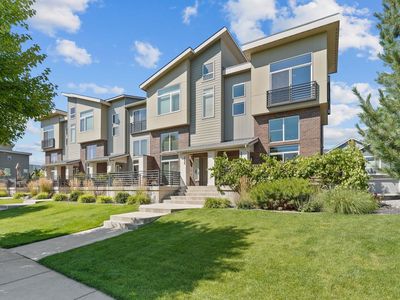 2216 W Summit Pkwy, Spokane, WA, 99201