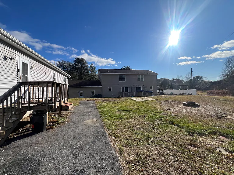 17 Judith St — Photo 10