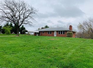 3373 Brown Mountain Rd, Pilot Mountain, NC 27041