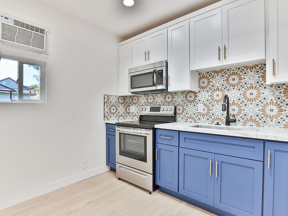 1st image of 3228-3232 32nd St #A