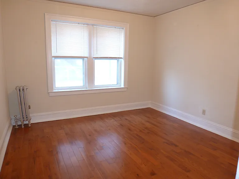 6412 Oakland Ave — Photo 7