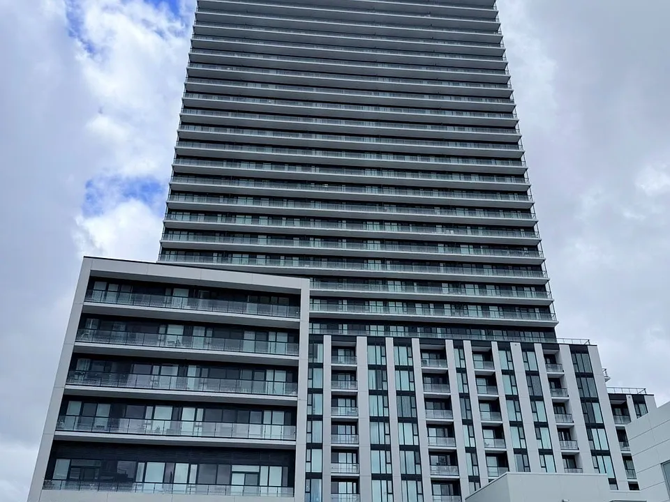 5858 Yonge St #Townhouse 01