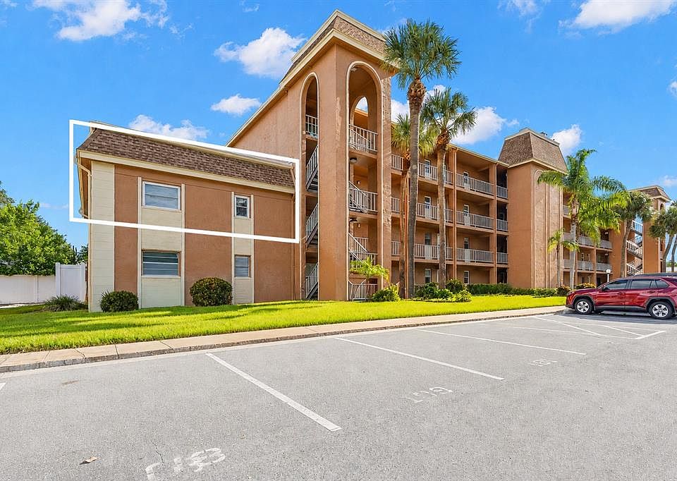 1st image of 12760 INDIAN ROCKS ROAD #107