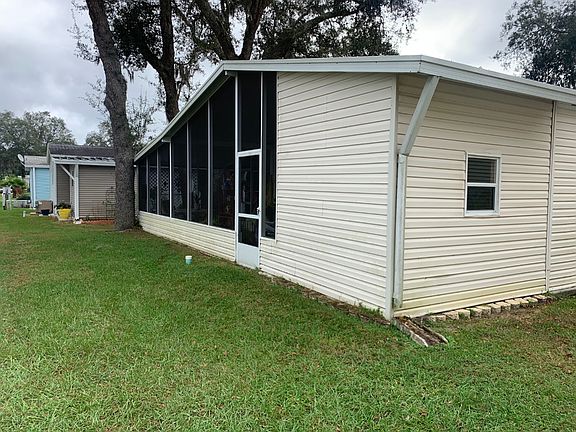 4th image of 38051 Woodside Ln