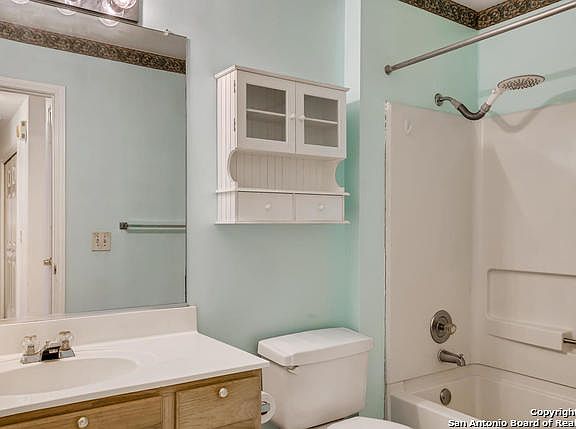 4th image of 5803 Bear Lake Dr