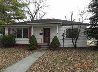 1341 Applewood Ave, Lincoln Park, MI