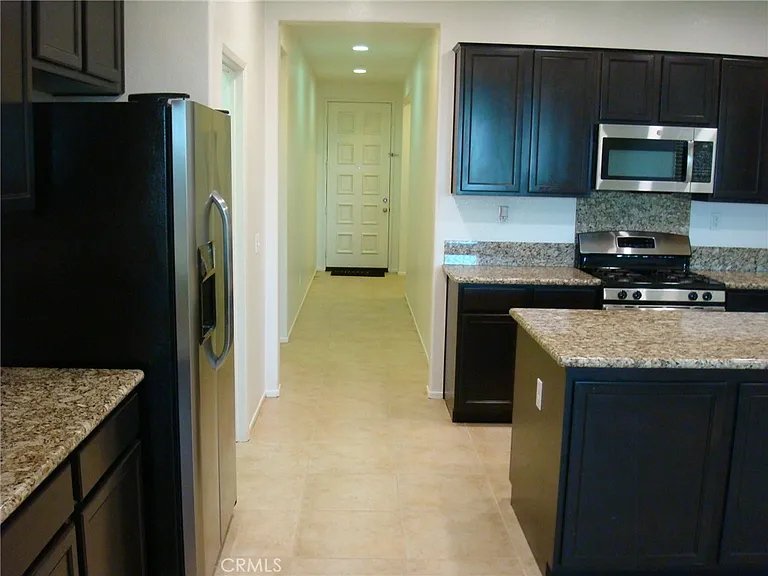 38539 Divot Dr — Photo 3