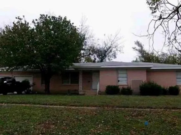 1903 S 13th St, Temple, TX 76504
