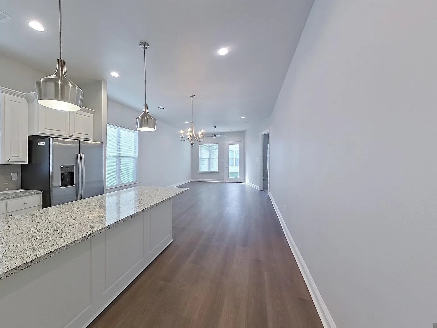 3 bed, 1505 sqft, $1,925 — Photo 3
