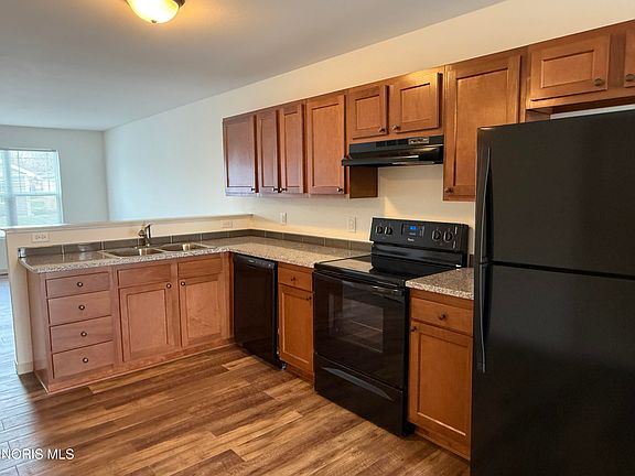 5th image of 5733 Aurora Pl #30