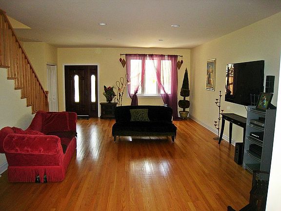 3rd image of 3638 N Odell Ave #1