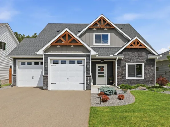 1402 Tiger Ct NE, Isanti, MN 55040