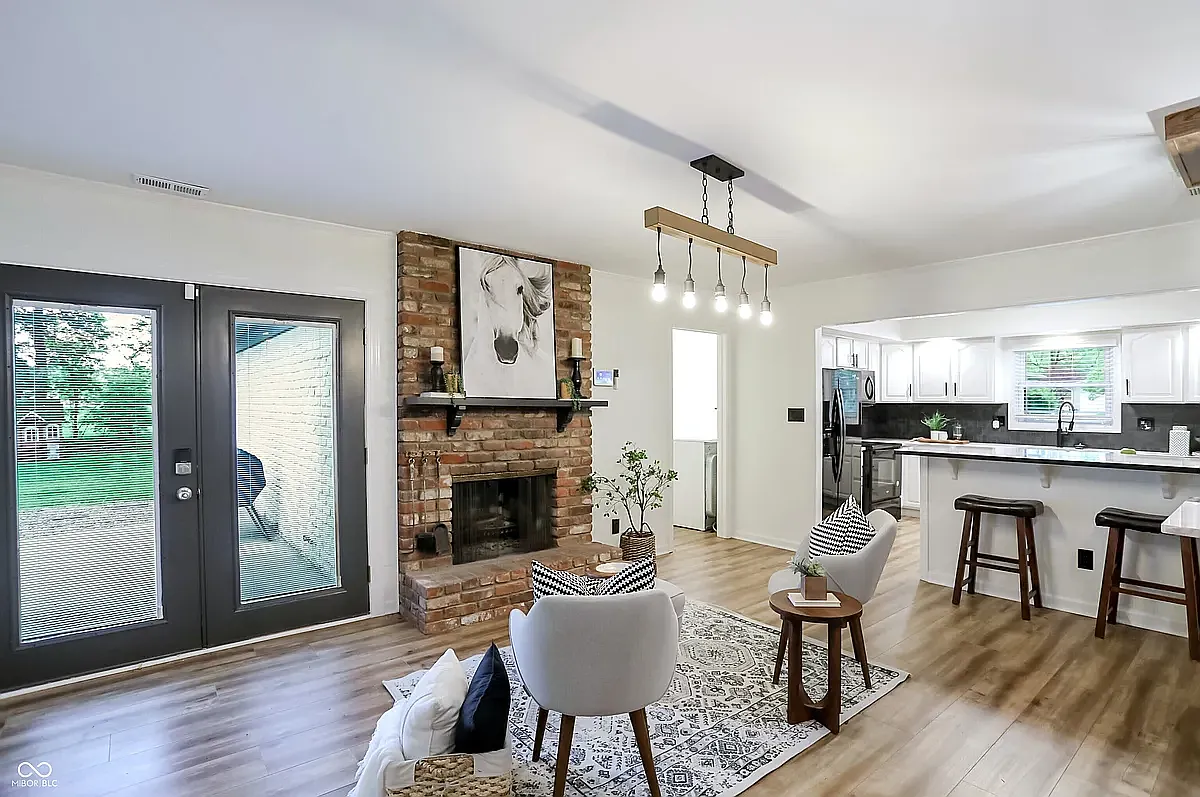 4 bed, 1500 sqft, $4,000 — Photo 4