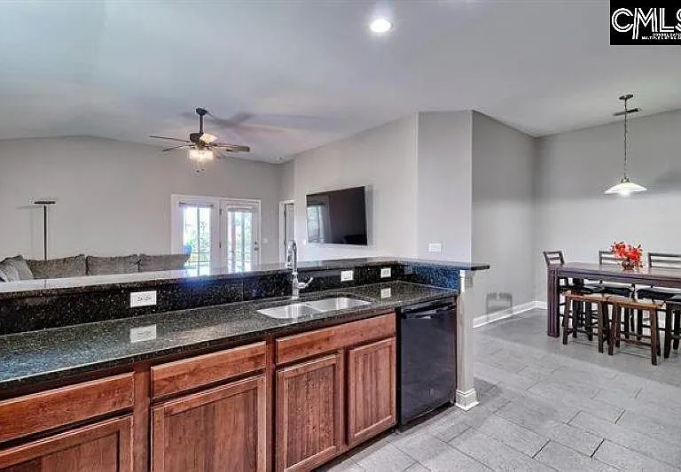 135 Fox Squirrel Cir — Photo 9
