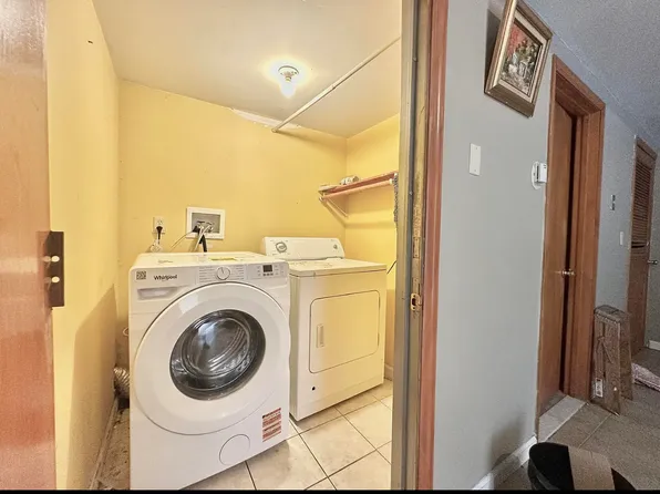 47 Jewett Avenue image 22 of 25