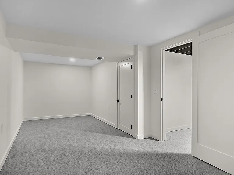 1753 Jason Ct — Photo 22