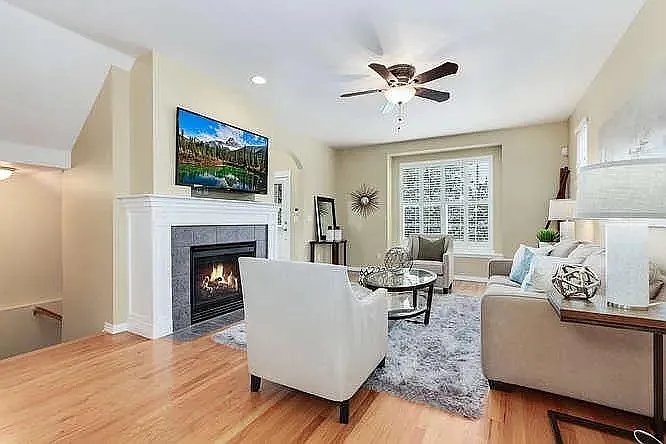 4 bed, 2200 sqft, $3,300 — Photo 3