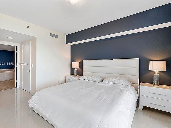 5th image of 465 Brickell Ave APT 3905