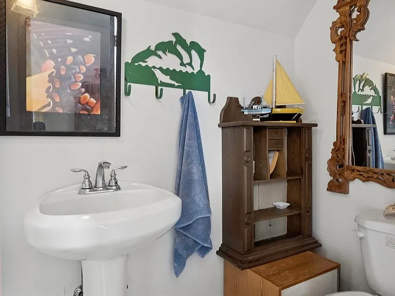 71 Greenleaf Ln — Photo 46