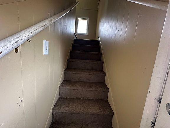 3rd image of 2906 Avenue B