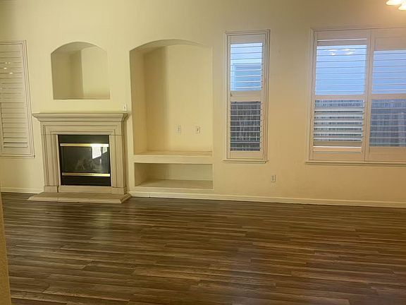 2nd image of 5543 Gladstone Dr
