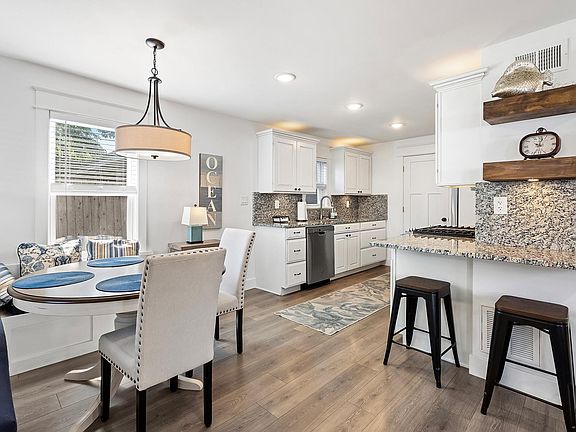 Kitchen and Coffee Bar