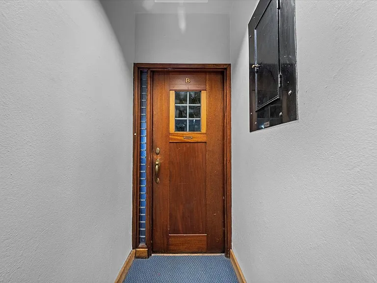 342 S Highland Ave #11B — Photo 25