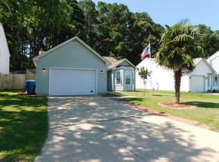 1313 Beacons Reach Dr, Virginia Beach, VA 23454